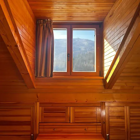 Spacious Zimska Idila With Fantastic Panorama アパート *